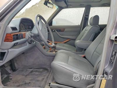 Zdjęcie 7 z 12 samochodu: 1988 MERCEDES-BENZ 560 SEL VIN:WDBCA39D7JA398223 - miniatura