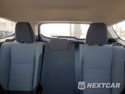 Zdjęcie 10 z 13 samochodu: 2017 FORD ESCAPE S VIN:1FMCU0F73HUA36397 - miniatura