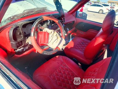Zdjęcie 8 z 12 samochodu: 1996 CHEVROLET GMT-400 C1500 VIN:1GCEC19RXTE227286 - miniatura