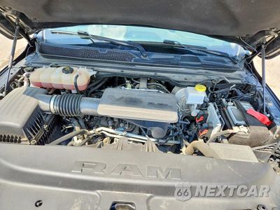 Zdjęcie 11 z 12 samochodu: 2022 RAM 1500 LARAMIE VIN:1C6RRFRG8NN425712 - miniatura
