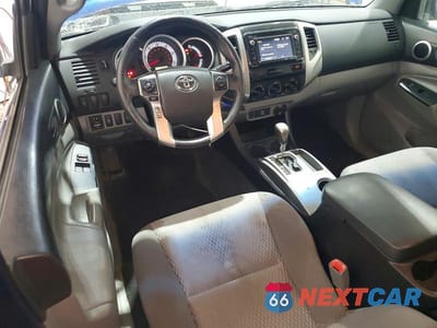 Zdjęcie 8 z 12 samochodu: 2015 TOYOTA TACOMA V6 VIN:5TFUU4EN4FX138903 - miniatura