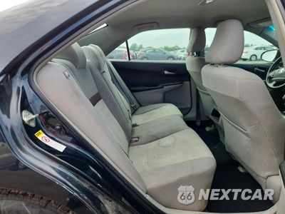 Zdjęcie 10 z 12 samochodu: 2012 TOYOTA CAMRY LE VIN:4T4BF1FK5CR251746 - miniatura