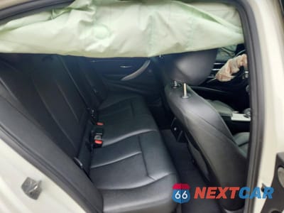 Zdjęcie 10 z 12 samochodu: 2018 BMW 340 XI VIN:WBA8B7C52JA585587 - miniatura