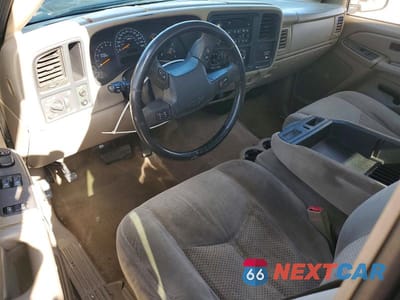 Zdjęcie 8 z 12 samochodu: 2004 CHEVROLET SILVERADO C1500 VIN:2GCEC19T541173202 - miniatura