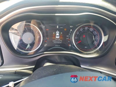 Zdjęcie 9 z 12 samochodu: 2019 DODGE CHALLENGER SXT VIN:2C3CDZAG2KH701773 - miniatura