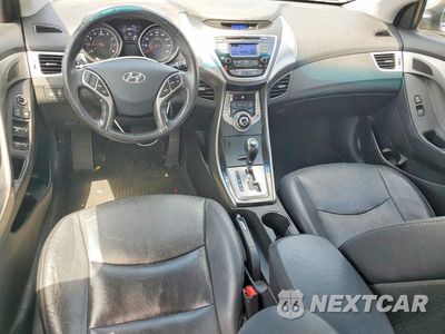 Zdjęcie 8 z 12 samochodu: 2013 HYUNDAI ELANTRA LIMITED VIN:5NPDH4AE8DH336418 - miniatura