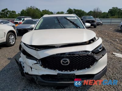 Piąte zdjęcie samochodu w środku: 2024 MAZDA CX-30 PREFERRED VIN:3MVDMBCMXRM685102 - miniatura