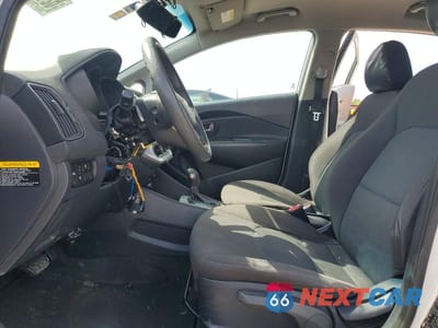Zdjęcie 7 z 12 samochodu: 2016 KIA RIO LX VIN:KNADM4A31G6642771 - miniatura