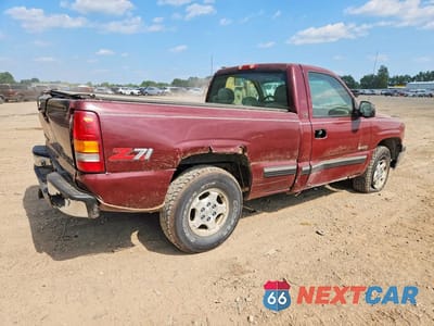 Trzecie zdjęcie samochodu z tyłu: 1999 CHEVROLET SILVERADO K1500 VIN:1GCEK14V8XZ134336 - miniatura
