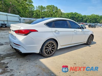 Trzecie zdjęcie samochodu z tyłu: 2019 GENESIS G80 3.8 VIN:KMHGN4JE9KU299710 - miniatura