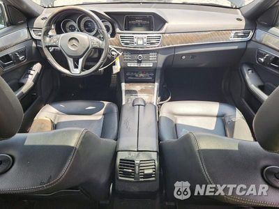 Zdjęcie 8 z 12 samochodu: 2016 MERCEDES-BENZ E 350 4MATIC VIN:WDDHF8JB9GB234058 - miniatura