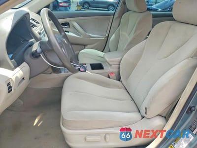 Zdjęcie 7 z 12 samochodu: 2007 TOYOTA CAMRY LE VIN:4T1BE46K37U607311 - miniatura