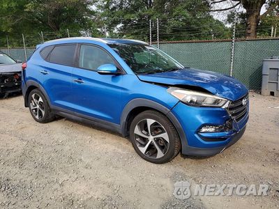Czwarte zdjęcie samochodu z boku: 2016 HYUNDAI TUCSON LIMITED VIN:KM8J3CA25GU243587 - miniatura