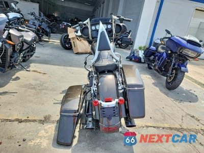 Czwarte zdjęcie samochodu z boku: 2021 HARLEY-DAVIDSON FLHX VIN:1HD1KBC15MB600682 - miniatura