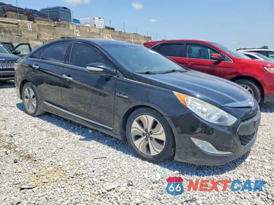 Czwarte zdjęcie samochodu z boku: 2015 HYUNDAI SONATA HYBRID LIMITED VIN:KMHEC4A47FA136033 - miniatura