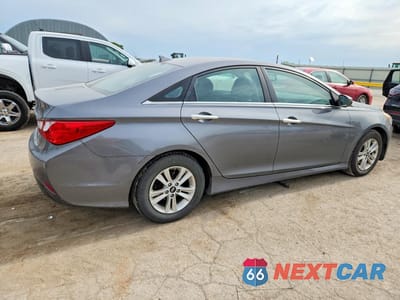 Trzecie zdjęcie samochodu z tyłu: 2014 HYUNDAI SONATA GLS VIN:5NPEB4AC2EH912185 - miniatura