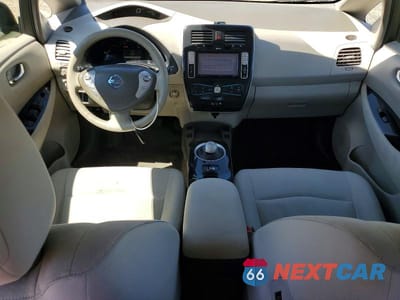 Zdjęcie 8 z 12 samochodu: 2012 NISSAN LEAF SV VIN:JN1AZ0CP1CT020587 - miniatura