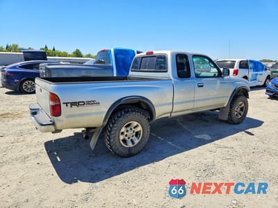 Trzecie zdjęcie samochodu z tyłu: 2000 TOYOTA TACOMA XTRACAB PRERUNNER VIN:4TASN92N7YZ617700 - miniatura