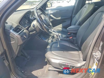 Zdjęcie 7 z 13 samochodu: 2016 BMW X1 XDRIVE28I VIN:WBXHT3C38G5E53254 - miniatura