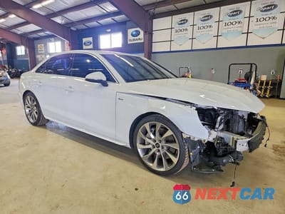 Czwarte zdjęcie samochodu z boku: 2022 AUDI A4 PREMIUM PLUS 45 VIN:WAUEAAF43NN004473 - miniatura