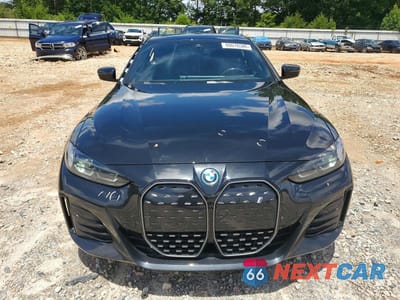 Piąte zdjęcie samochodu w środku: 2023 BMW I4 EDRIVE 40 VIN:WBY73AW0XPFP92070 - miniatura