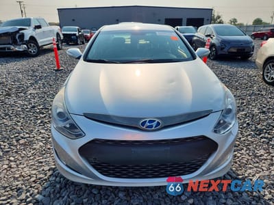 Piąte zdjęcie samochodu w środku: 2013 HYUNDAI SONATA HYBRID VIN:KMHEC4A40DA097542 - miniatura