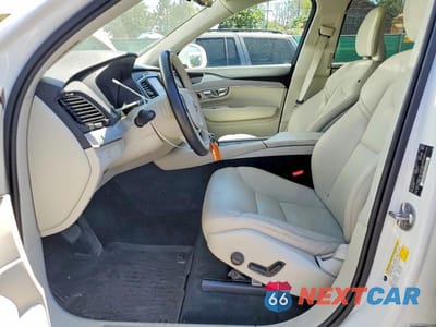 Zdjęcie 7 z 12 samochodu: 2023 VOLVO XC90 CORE VIN:YV4L12PV1P1942101 - miniatura