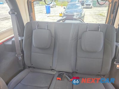 Zdjęcie 10 z 13 samochodu: 2022 JEEP WRANGLER SPORT VIN:1C4HJXAG7NW235035 - miniatura
