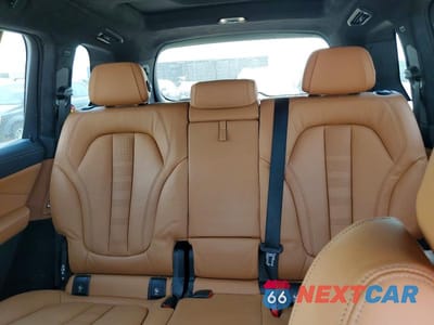Zdjęcie 10 z 14 samochodu: 2021 BMW X7 XDRIVE40I VIN:5UXCW2C06M9E91504 - miniatura