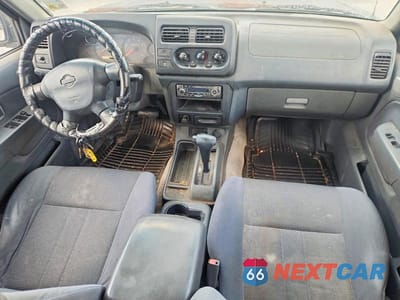 Zdjęcie 8 z 12 samochodu: 2001 NISSAN FRONTIER XE VIN:1N6ED27T91C363027 - miniatura