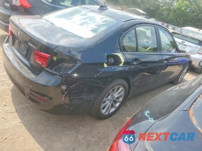 Trzecie zdjęcie samochodu z tyłu: 2016 BMW 320 I VIN:WBA8A9C5XGK616585 - miniatura