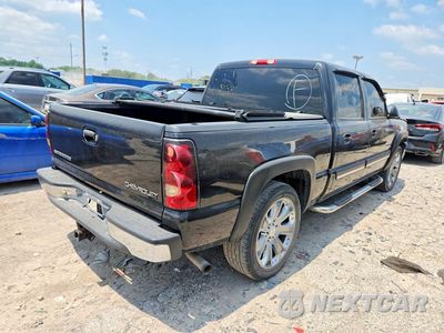 Trzecie zdjęcie samochodu z tyłu: 2005 CHEVROLET SILVERADO K1500 VIN:2GCEK13TX51139091 - miniatura