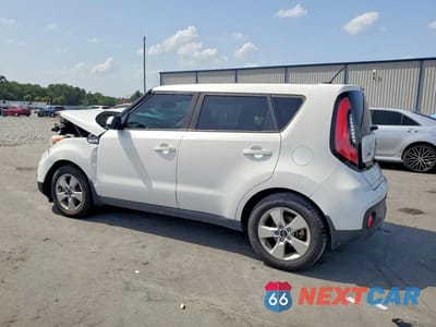 Drugie zdjęcie samochodu z przodu: 2018 KIA SOUL BASE VIN:KNDJN2A22J7574352 - miniatura