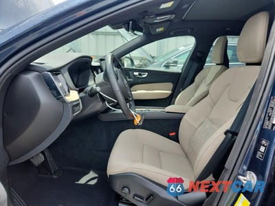 Zdjęcie 7 z 14 samochodu: 2026 VOLVO XC60 PLUS VIN:YV4H60RC0T1454162 - miniatura