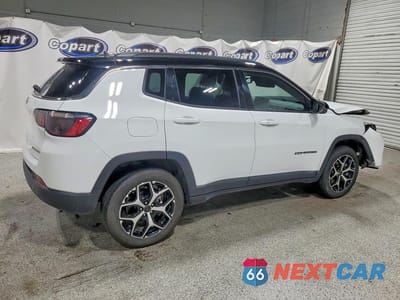 Trzecie zdjęcie samochodu z tyłu: 2025 JEEP COMPASS LIMITED VIN:3C4NJDCNXST581532 - miniatura