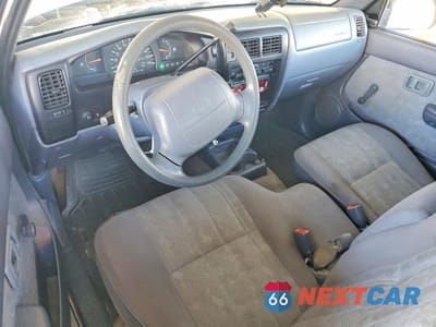 Zdjęcie 8 z 12 samochodu: 2000 TOYOTA TACOMA XTRACAB VIN:4TAVL52N1YZ641891 - miniatura