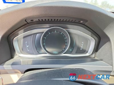 Zdjęcie 9 z 12 samochodu: 2014 VOLVO S60 T5 VIN:YV1612FS2E2276035 - miniatura