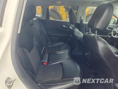 Zdjęcie 11 z 13 samochodu: 2021 JEEP COMPASS LATITUDE VIN:3C4NJDBB2MT507242 - miniatura