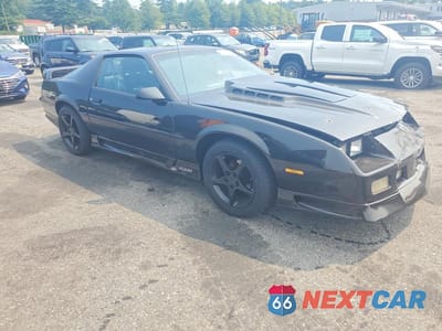 Czwarte zdjęcie samochodu z boku: 1991 CHEVROLET CAMARO Z28 VIN:1G1FP2389ML101960 - miniatura