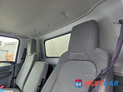 Zdjęcie 11 z 13 samochodu: 2025 ISUZU NRR REFRIGERATED BOX TRUCK VIN:JALE5W165S7P05060 - miniatura