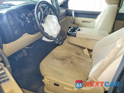 Zdjęcie 7 z 13 samochodu: 2010 CHEVROLET SILVERADO K1500 LT VIN:3GCRKSE32AG230314 - miniatura