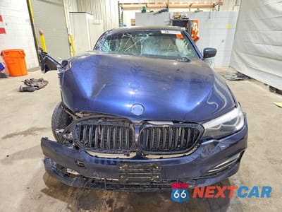 Piąte zdjęcie samochodu w środku: 2019 BMW 540 XI VIN:WBAJE7C59KWW05296 - miniatura