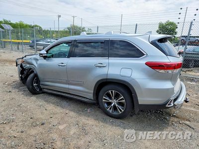 Drugie zdjęcie samochodu z przodu: 2018 TOYOTA HIGHLANDER XLE VIN:5TDJZRFH2JS914440 - miniatura