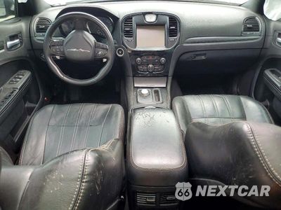 Zdjęcie 8 z 13 samochodu: 2016 CHRYSLER 300 S VIN:2C3CCAGG1GH165790 - miniatura