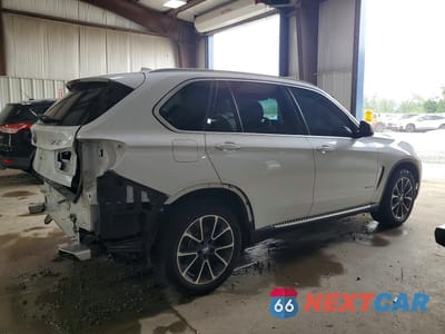 Trzecie zdjęcie samochodu z tyłu: 2018 BMW X5 XDRIVE35I VIN:5UXKR0C52J0X99690 - miniatura