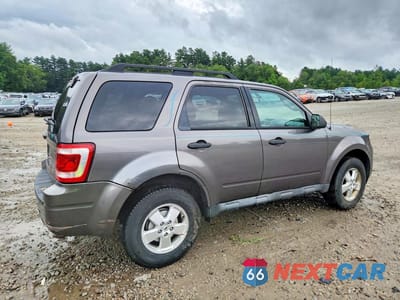 Trzecie zdjęcie samochodu z tyłu: 2012 FORD ESCAPE XLT VIN:1FMCU9D77CKB89070 - miniatura