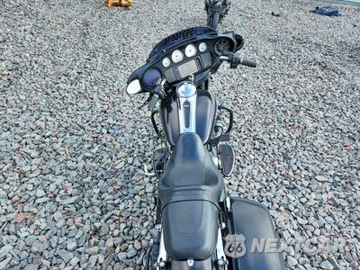 Zdjęcie 6 z 9 samochodu: 2016 HARLEY-DAVIDSON FLHXS STREET GLIDE SPECIAL VIN:1HD1KRM12GB626278 - miniatura