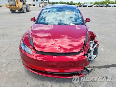 Piąte zdjęcie samochodu w środku: 2024 TESLA MODEL 3 VIN:5YJ3E1EA9RF830576 - miniatura
