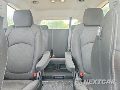Zdjęcie 10 z 13 samochodu: 2016 CHEVROLET TRAVERSE LT VIN:1GNKVGKD8GJ228391 - miniatura