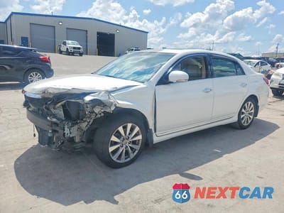 2011 TOYOTA AVALON LIMITED 4T1BK3DB7BU428705 - główne zdjęcie licytacji z USA - miniatura